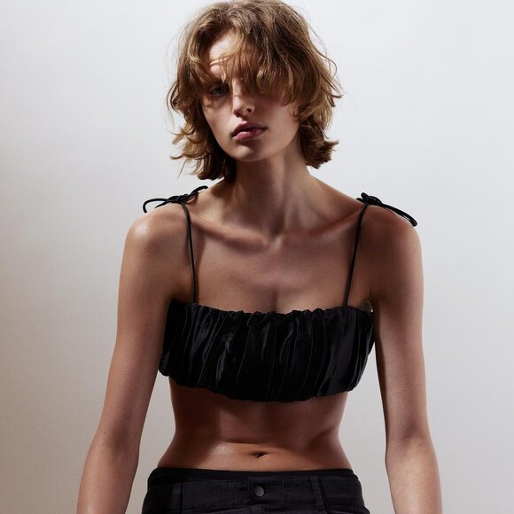 New Zara ZW Collection Puffy Crop Black Top Medium NWOT - Picture 1 of 11